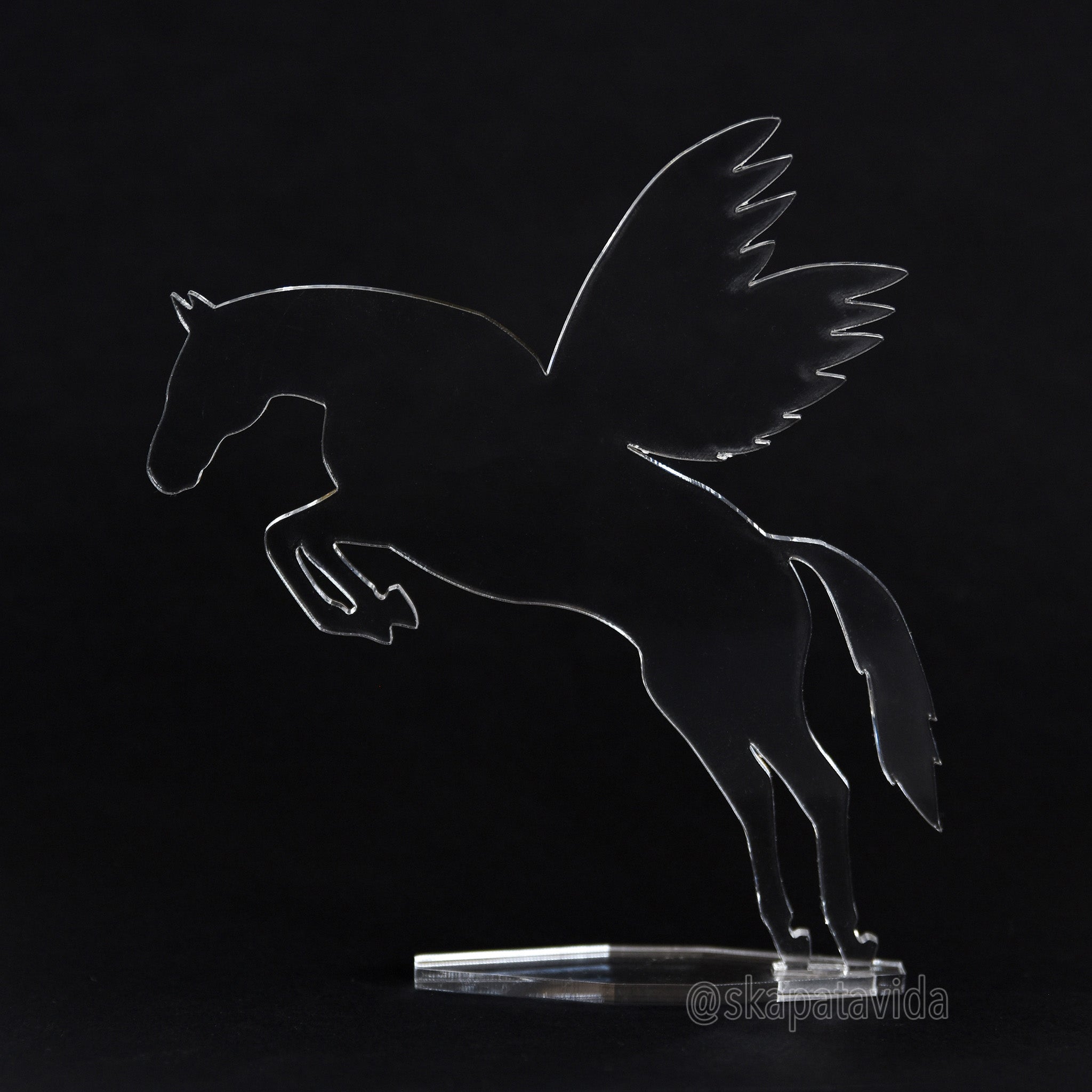 2:a-sortering akrylhäst